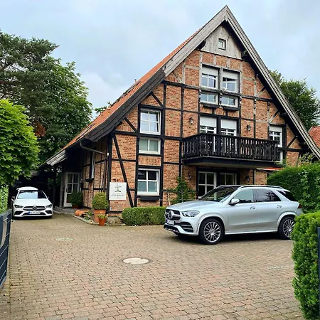 Zur Mühle Hotel *